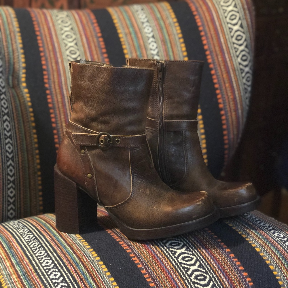 Vintage Brown Leather Platform Heeled Boots